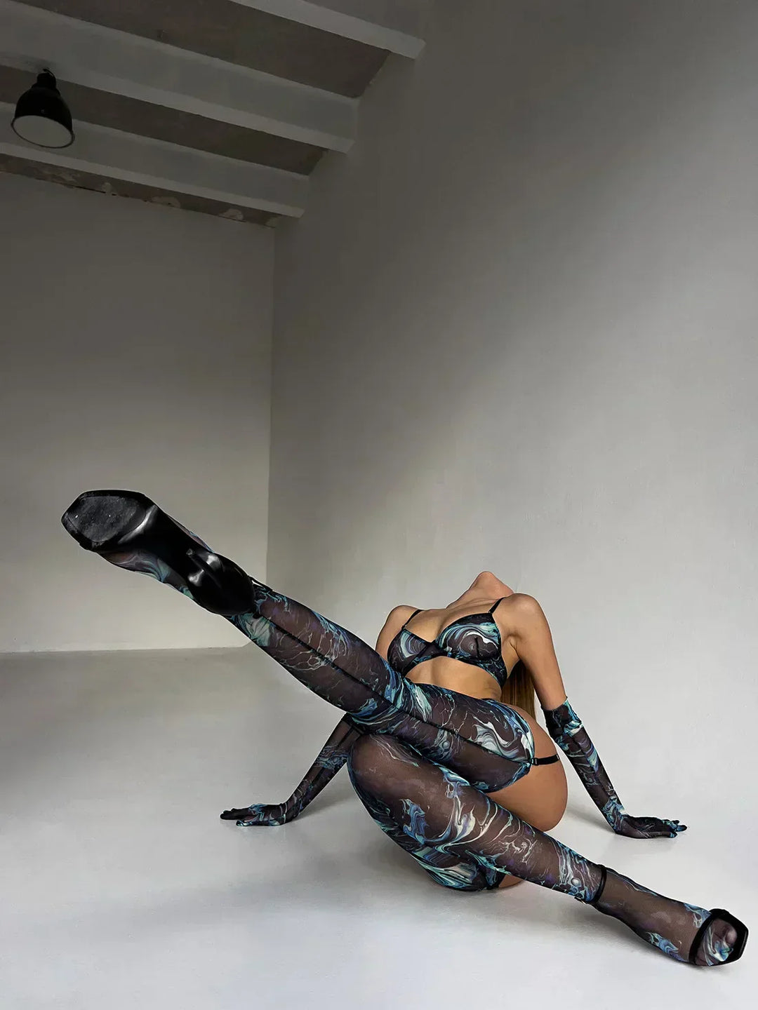 Serena 5-Piece Tie Dye Lingerie Set – Sensuality in Vibrant Colors